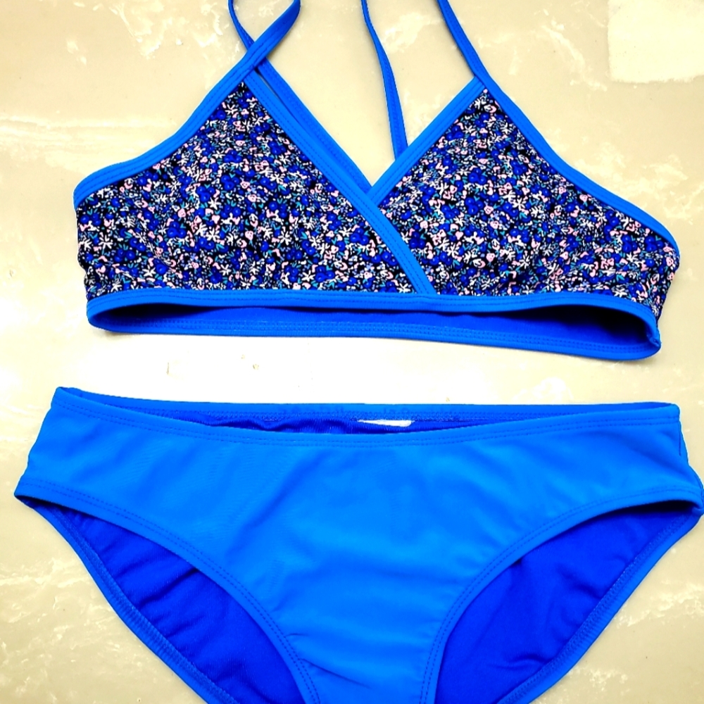 Old Navy bathing suit